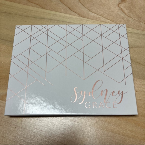 Sydney Grace 21 Matte Eyeshadow Singles Small Medium Palette Blue Green Grey Lot - Picture 8 of 13